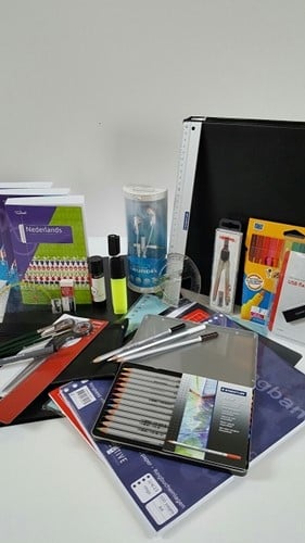 COMPLEET PAKKET SINTLUCAS VMBO 1STE JAARS MET WOORDENBOEKEN